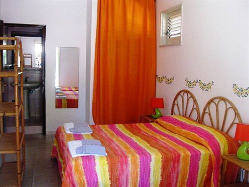 Villaggio Simenzaru Mongiove Kültér fotó